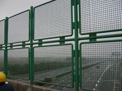 �����o�ھW